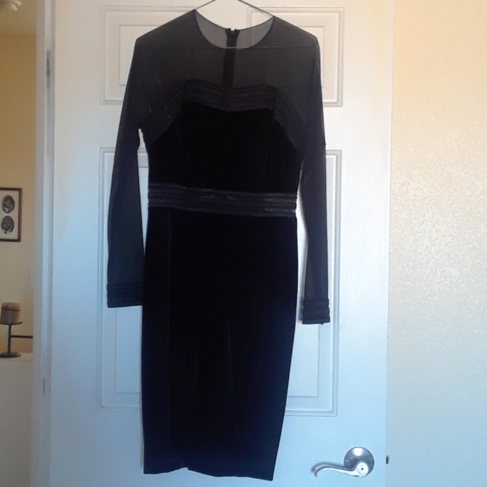 Coty Black  velvet dress